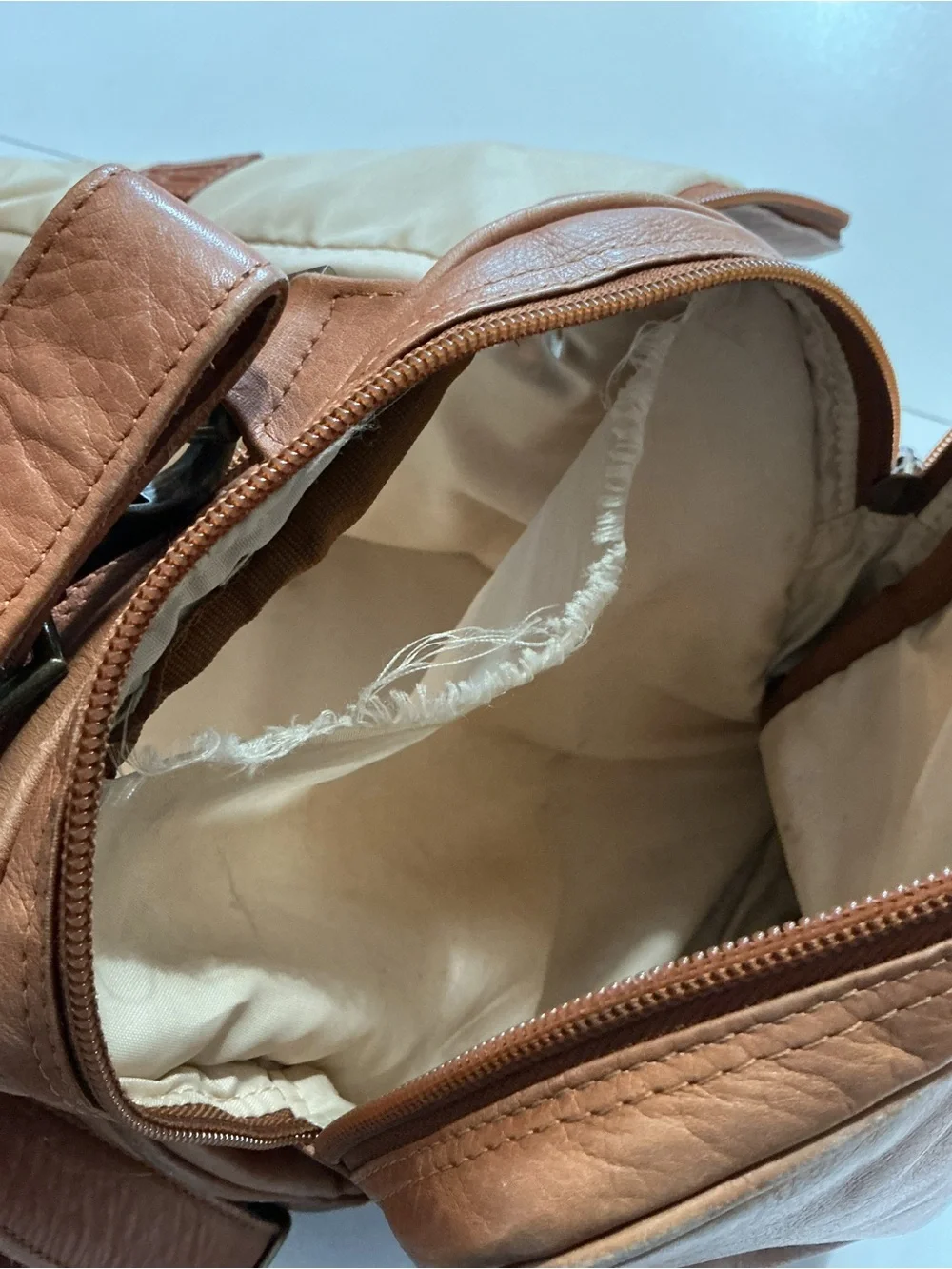 Claire Chase Columbia Leather Tan Brown Travel Duffel Weekender Luggage Bag